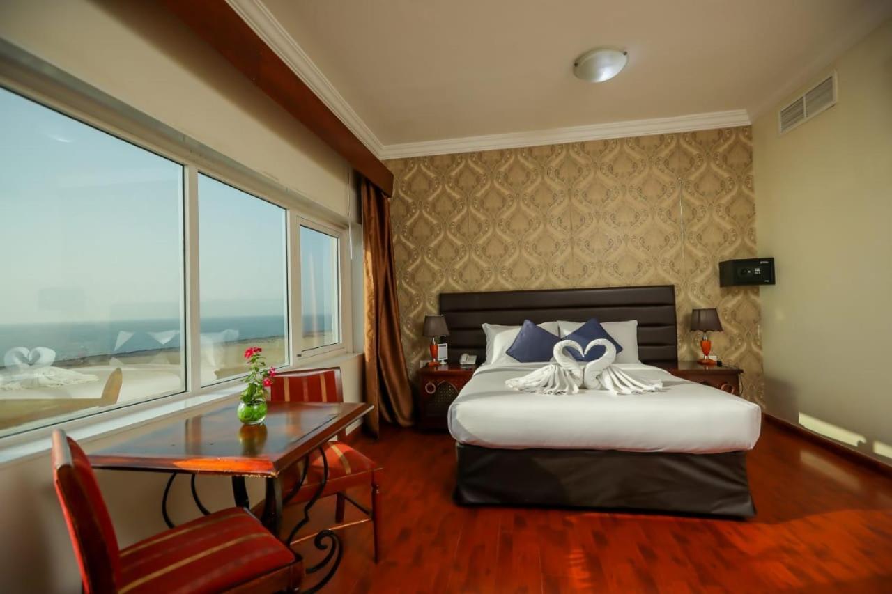 Mermaid Beach Hotel Llc Аджман Экстерьер фото